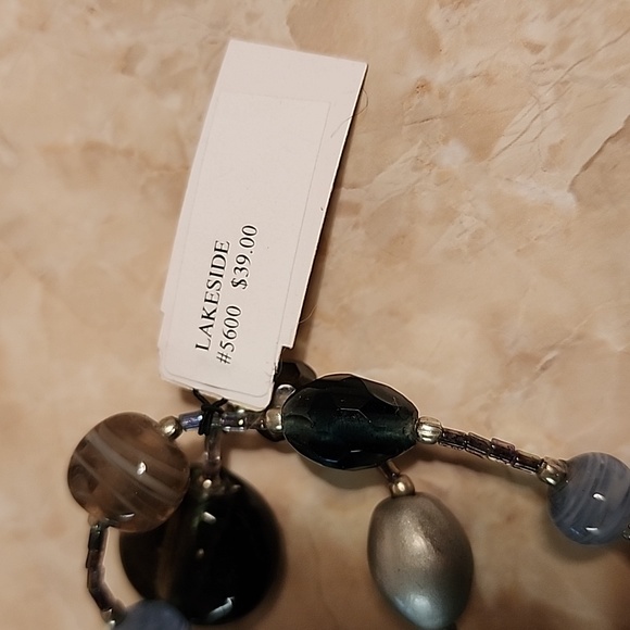 Premier Designs Stretch Bracelet Lakeside Glass Beads - Picture 5 of 5